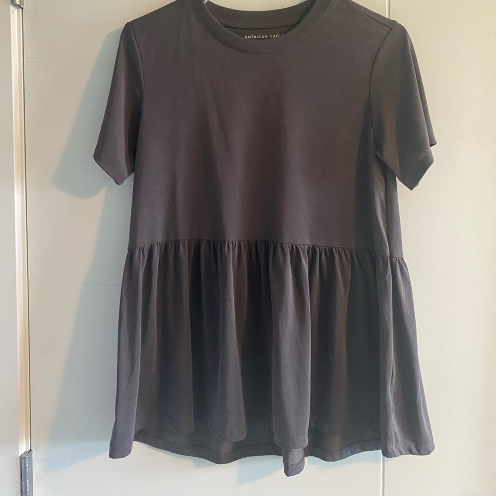 American eagle flowy top